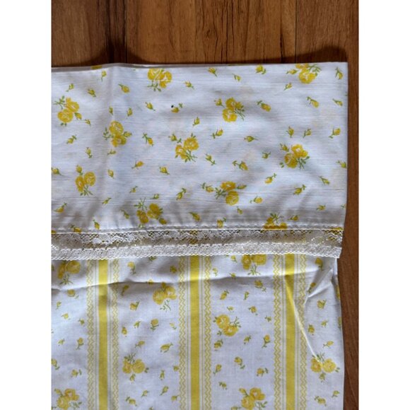 Vintage Fashion Manor Yellow Floral Stripe Percale Flat & Fitted Full Sheets - Picture 11 of 12